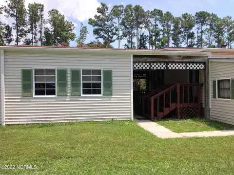 210 Cabin Ct, Hampstead, NC 28443 photo 7
