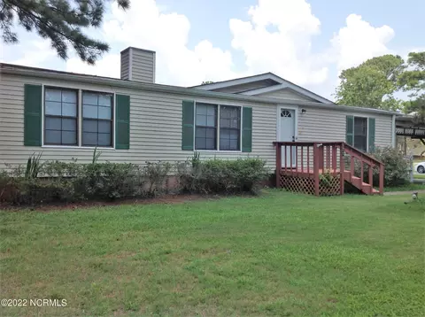 210 Cabin Ct, Hampstead, NC 28443 photo 3