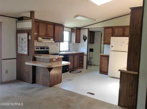 210 Cabin Ct, Hampstead, NC 28443 photo 16