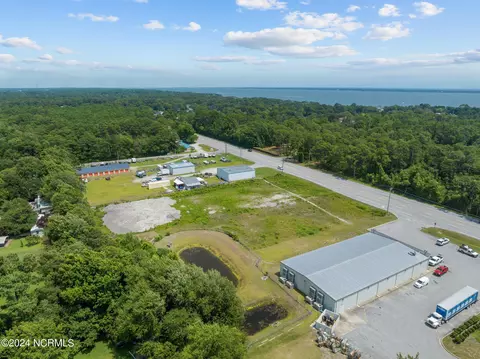 974 Nc 24 Hwy, Newport, NC 28570