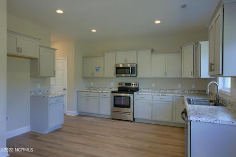 419 Sundown Ct, Hubert, NC 28539 photo 9