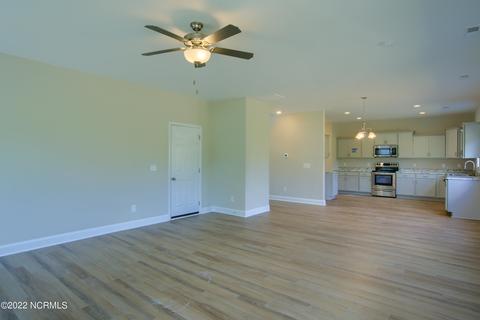 419 Sundown Ct, Hubert, NC 28539 photo 13
