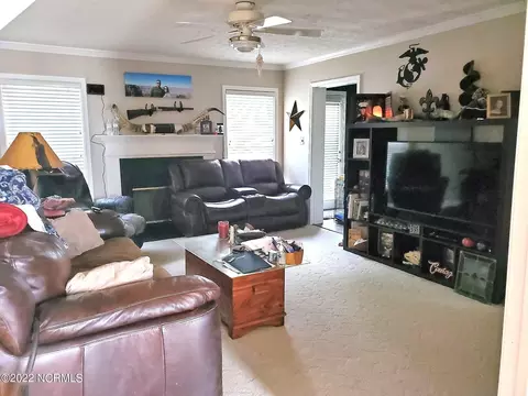 615 Carson St, Troy, NC 27371 photo 6
