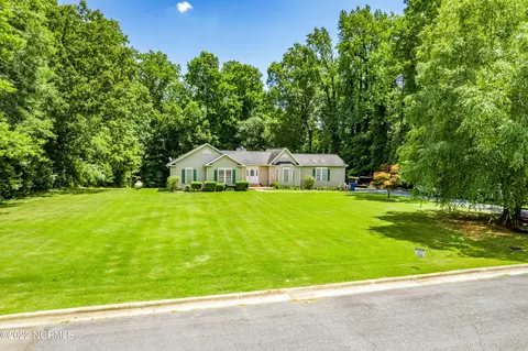 615 Carson St, Troy, NC 27371 photo 3