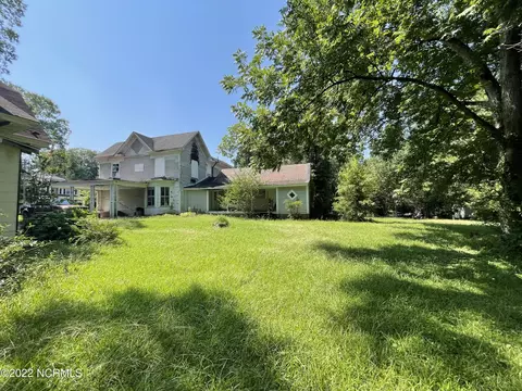 411 E Main St, Aulander, NC 27805 photo 2