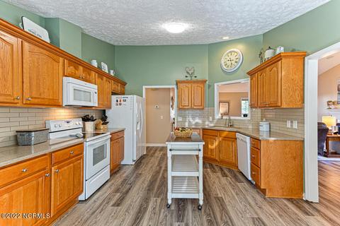 150 Spring Lake Dr, Pinehurst, NC 28374 photo 13