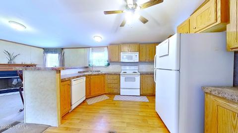 6132 Five Bridge Rd, Clinton, NC 28328 photo 4