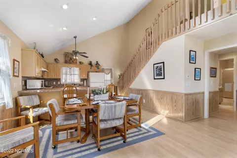 414 33rd St, Sunset Beach, NC 28468 photo 9