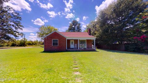 408 E First St, Princeton, NC 27569 photo 3