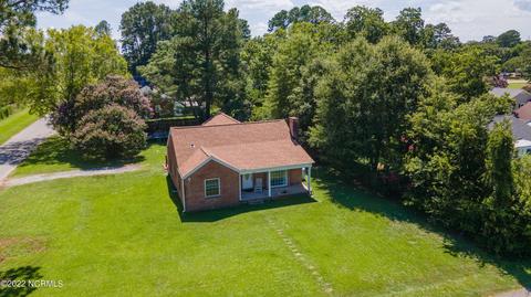 408 E First St, Princeton, NC 27569 photo 5