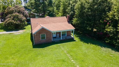 408 E First St, Princeton, NC 27569 photo 2