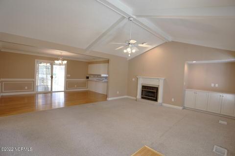 162 Devonshire Ave W, West End, NC 27376 photo 8