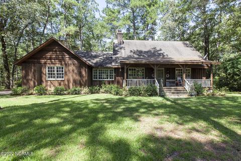4004 Borough Rd, Currie, NC 28435
