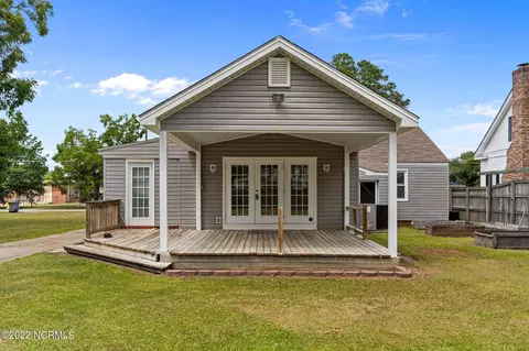 412 E 2nd Ave, Chadbourn, NC 28431 photo 2