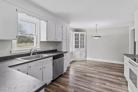 412 E 2nd Ave, Chadbourn, NC 28431 photo 8