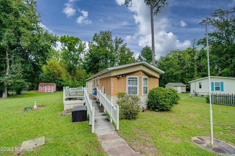 659 Lea Dr, Hampstead, NC 28443