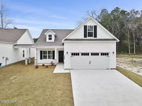 1127 Dan Owen Dr, Hampstead, NC 28443 photo 1