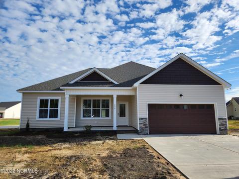 154 Moss Cir, Washington, NC 27889 photo 1