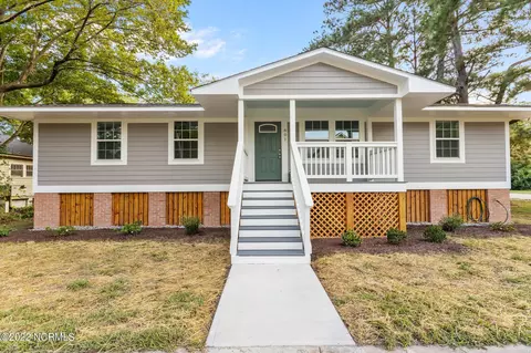 601 E 2nd St, Washington, NC 27889 photo 1