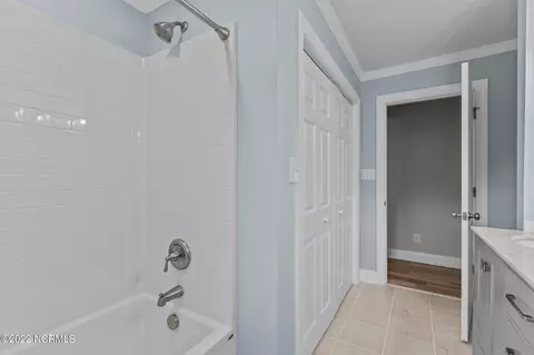 601 E 2nd St, Washington, NC 27889 photo 22