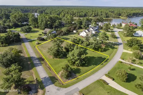 6037 Dolphin Rd, Oriental, NC 28571 photo 9