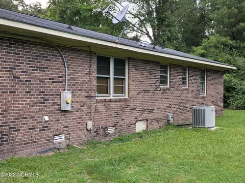 628 Atherton St, Jackson, NC 27845 photo 2