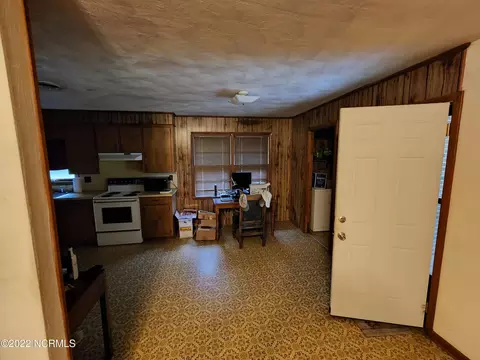 628 Atherton St, Jackson, NC 27845 photo 6