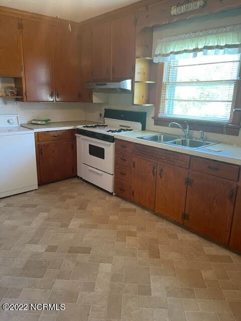 701 E 8th St, Washington, NC 27889 photo 6