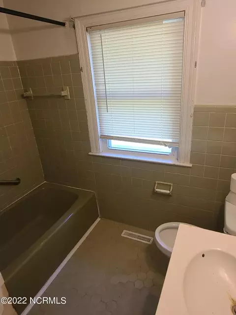 3996 Ferrell Rd, Kinston, NC 28501 photo 8