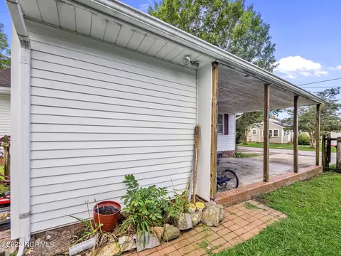 301 Third St, Ayden, NC 28513 photo 23