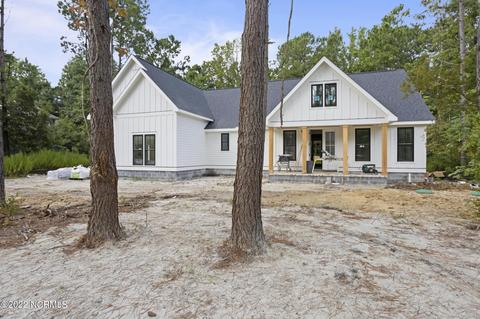 218 Hydrangea Ln, Hampstead, NC 28443 photo 1