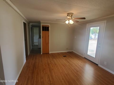 107 Spring Dr, Dudley, NC 28333 photo 5