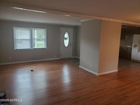 107 Spring Dr, Dudley, NC 28333 photo 3