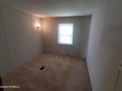107 Spring Dr, Dudley, NC 28333 photo 6