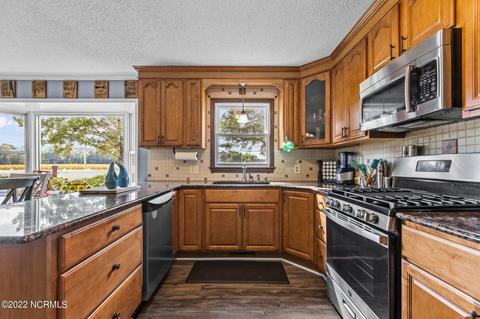 101 Marsh Rd, Washington, NC 27889 photo 13
