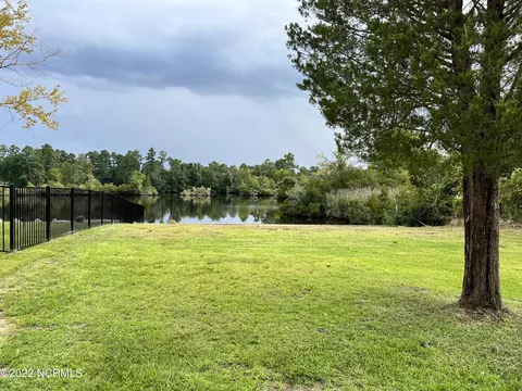 111 Shoreview Dr, New Bern, NC 28562 photo 9