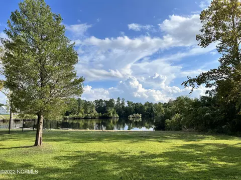 111 Shoreview Dr, New Bern, NC 28562 photo 1
