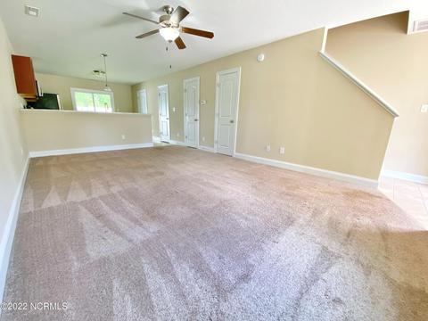 213 E Murrow Ln, Jacksonville, NC 28546 photo 5