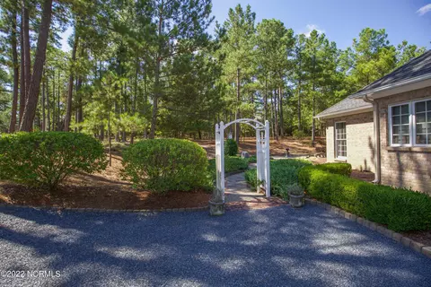 98 Stoneykirk Dr, Pinehurst, NC 28374 photo 48