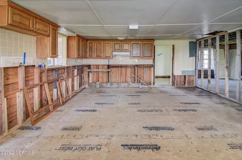 178 Community Rd, Davis, NC 28524 photo 6