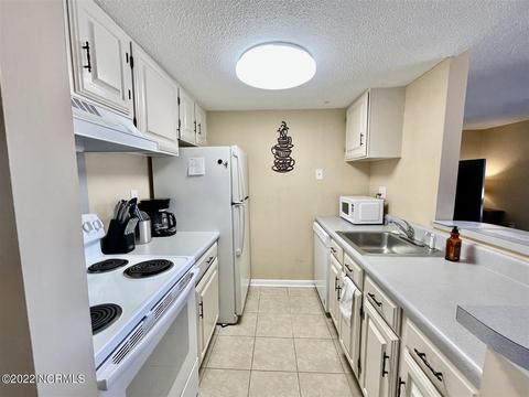 5 Pine Tree Rd # 105, Pinehurst, NC 28374 photo 2