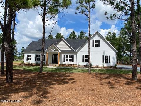 144 Devonshire Ave W, West End, NC 27376 photo 1