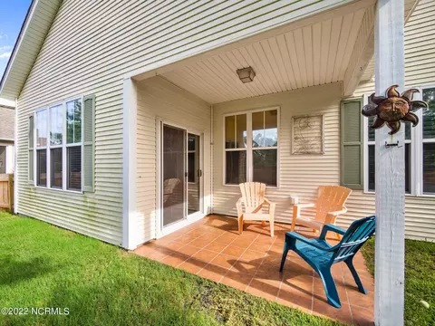 126 Azalea Dr, Hampstead, NC 28443 photo 4