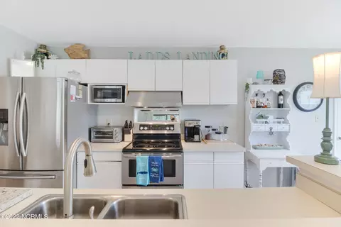 806 Colony Pl #E, Sunset Beach, NC 28468 photo 8