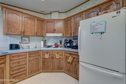 160 Champion Dr, Hampstead, NC 28443 photo 10