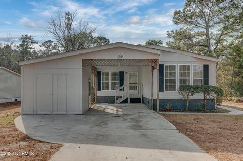 160 Champion Dr, Hampstead, NC 28443 photo 1
