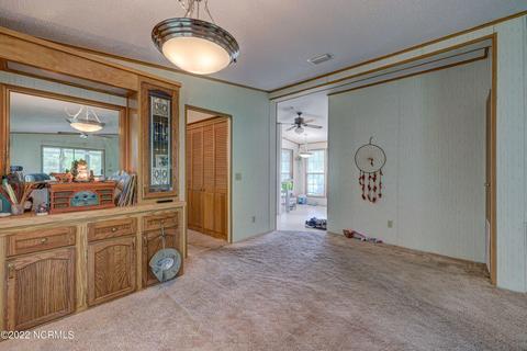 160 Champion Dr, Hampstead, NC 28443 photo 13