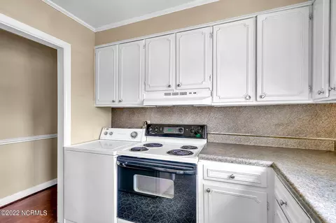 158 Circle Dr, Wallace, NC 28466 photo 9
