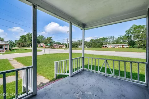 158 Circle Dr, Wallace, NC 28466 photo 3