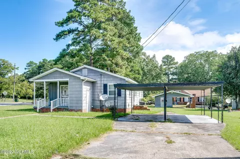 158 Circle Dr, Wallace, NC 28466 photo 1